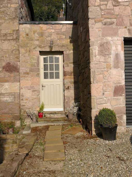 Converted Cattle Barn Overlooking Strangford Lough Newtownards Eksteriør bilde